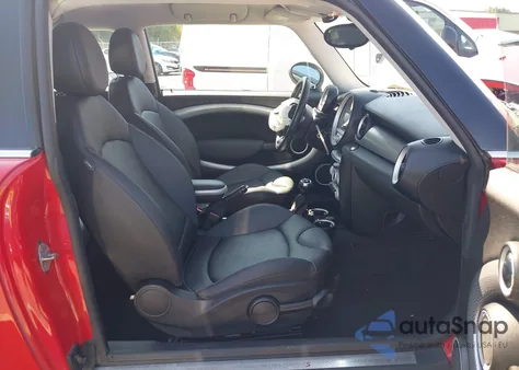 2010 Mini Cooper из США, поврежденный, VIN WMWMM3C56ATP76130